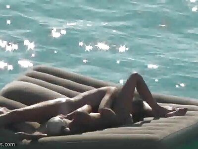 Il primo anale russo si è concluso con un orgasmo stronzo signora matura pelosa di successo.
